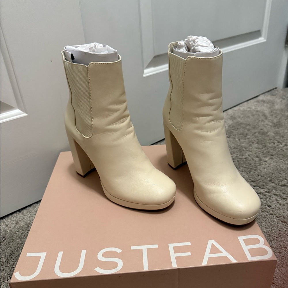 JustFab Women's Bone Ankle Boots